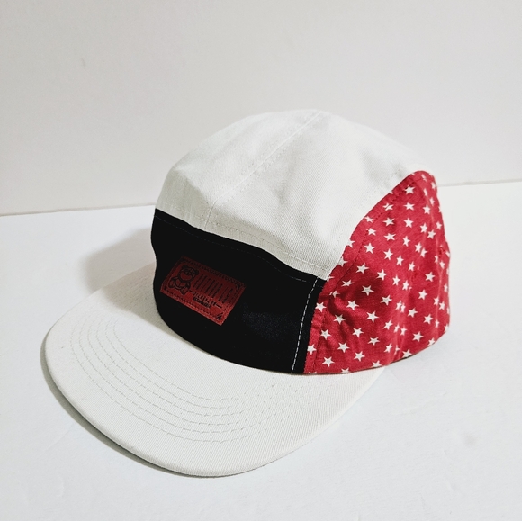 Entree LS Cap Red/White Navy Star Pattern Print Adjustable Buckle Hat - Picture 3 of 11